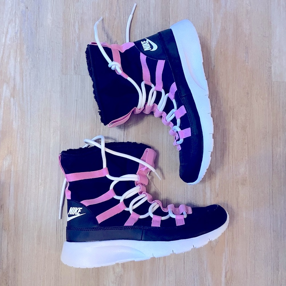 Nike Snow boots